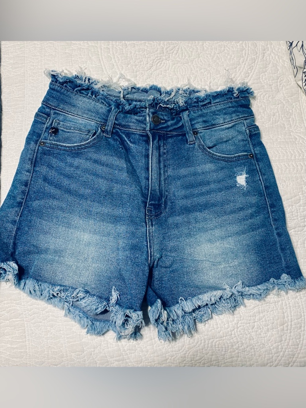 KanCan Jean Shorts 3.5 inch inseam High-Rise Frayed Hem Denim Shorts - Blue